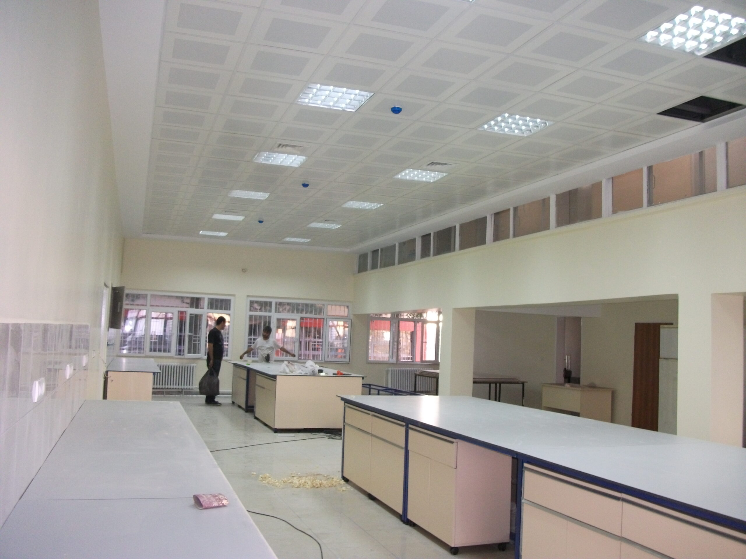 Batman Üniviversitesi Petrokimya lab